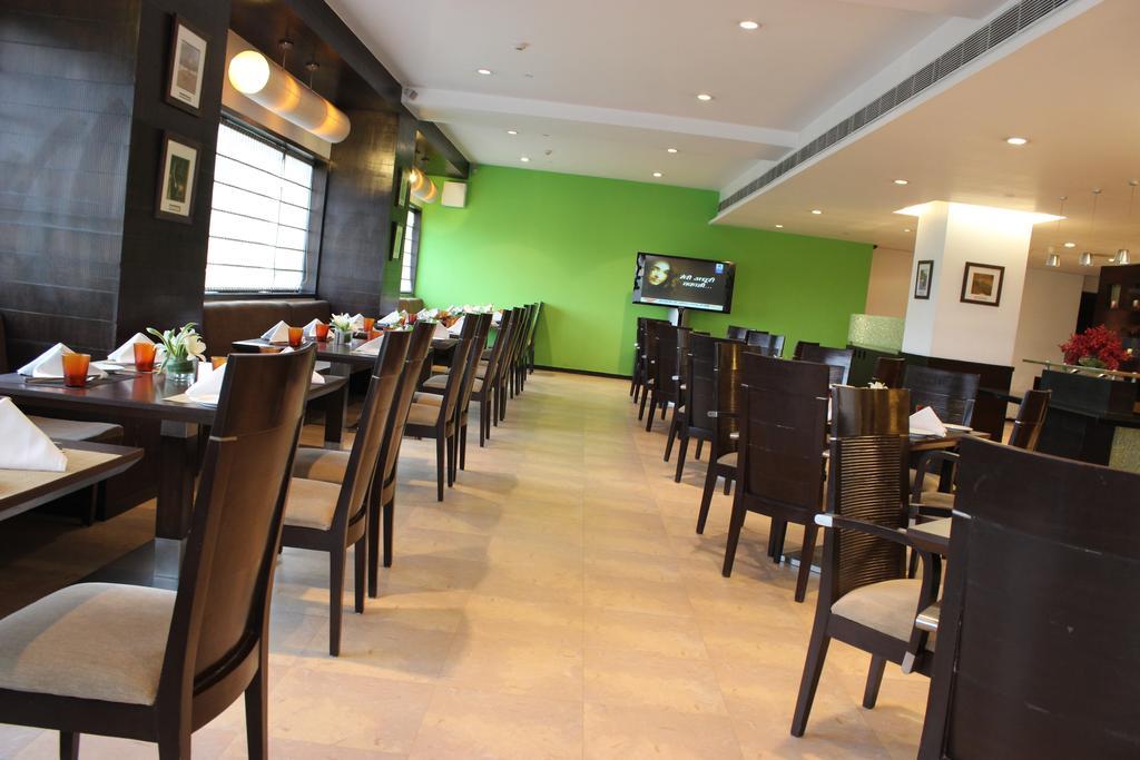 The Hans, New Delhi Exterior photo