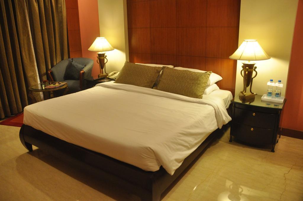 The Hans, New Delhi Exterior photo