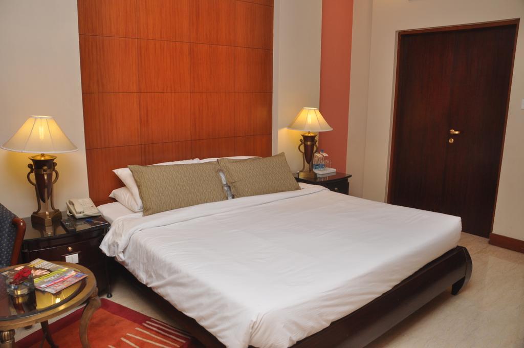 The Hans, New Delhi Exterior photo